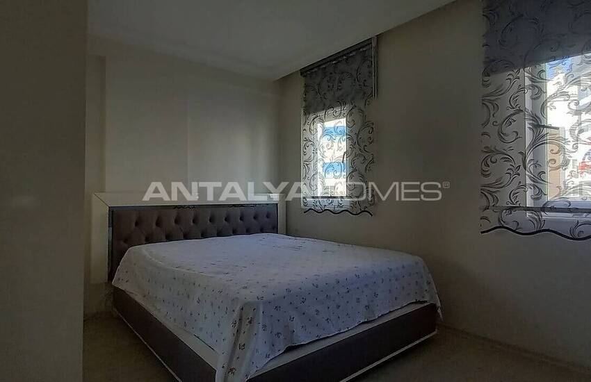 Furnished Property Near the City Center in Antalya Muratpasa 15
