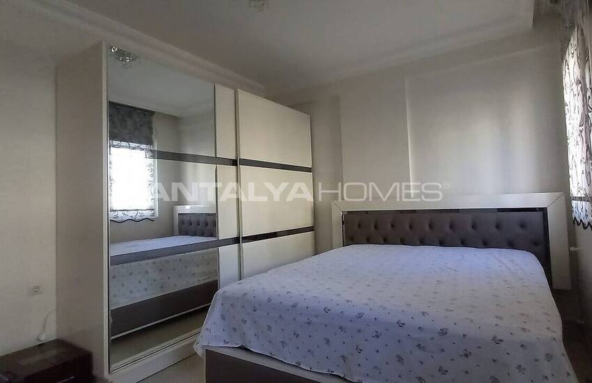 Furnished Property Near the City Center in Antalya Muratpasa 16