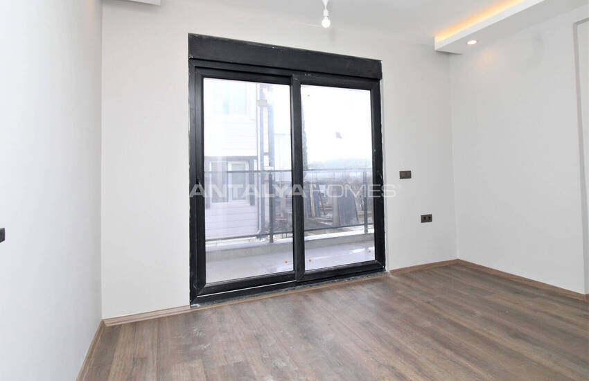 Appartements Dans Une Résidence Avec Piscine À Guzeloba Lara 18