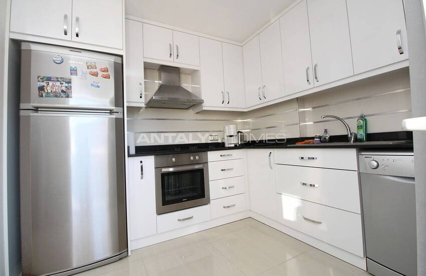 آپارتمان مبله 4 خوابه در یم مجتمع نزدیک به زمین گلف در بلک 32