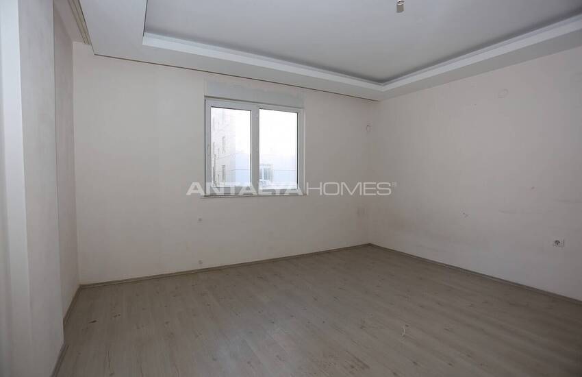 Well-maintained Ready to Move Flat in Antalya Muratpasa 6