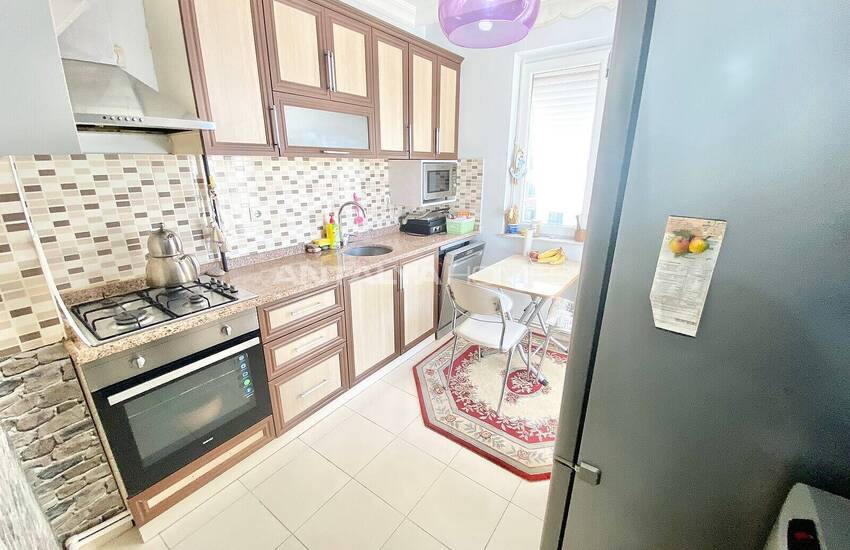 Stylish 2+1 Apartment in an Advantageous Location in Antalya 6