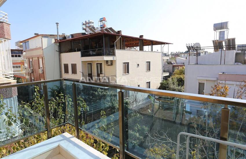 Duplex Flat with Easy Access in Antalya Kepez 16