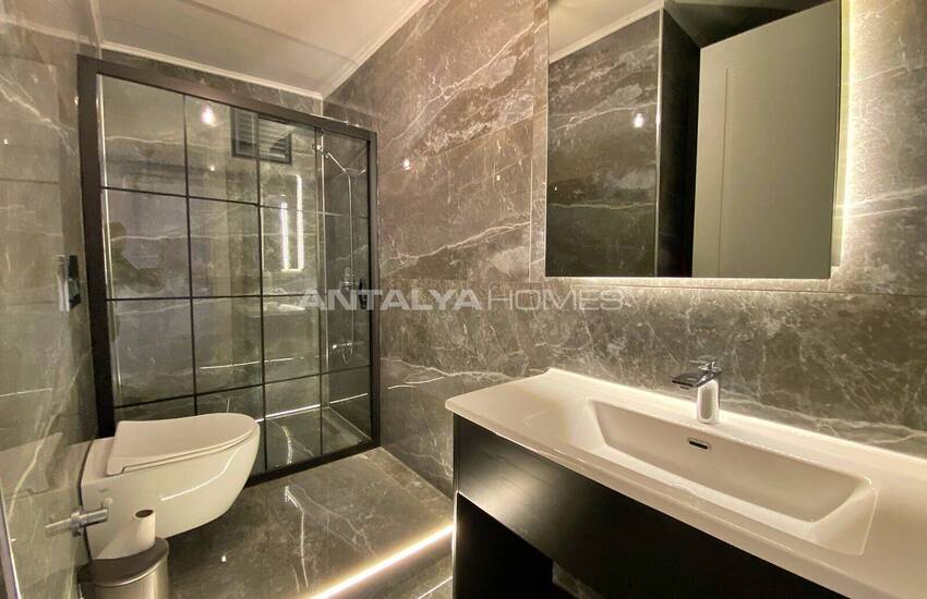 2-bedroom Apartment in 100 M to Hadrian’s Gate in Muratpasa 20