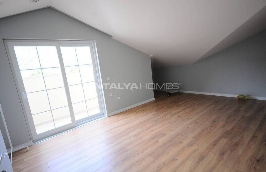 Half Vrijstaande Villa Met Investeringspotentieel In Antalya Kemer 24