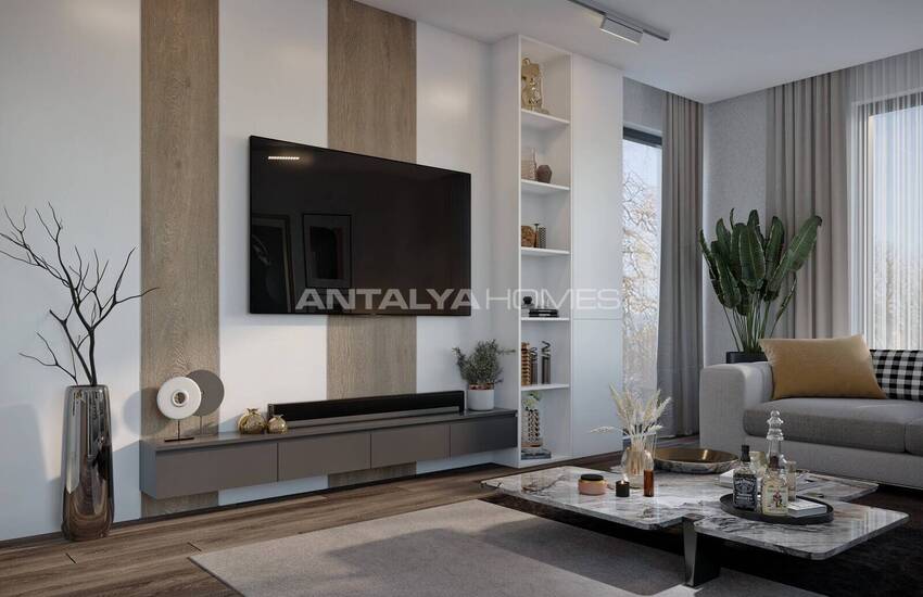 Antalya Altıntaş'ta Havuzlu Sitede Bahçe Kullanımlı Şık Daireler 13