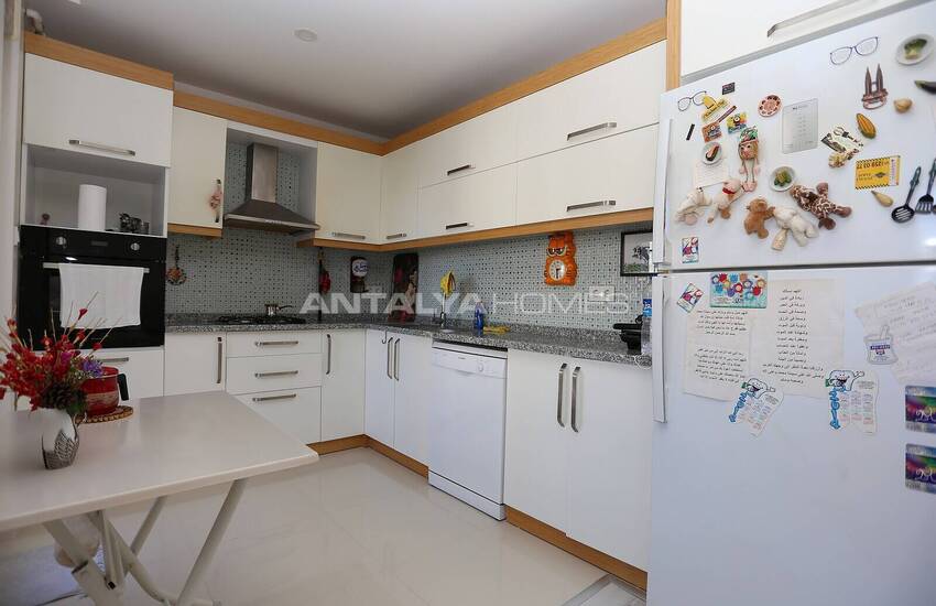 Furnished Flat in a Complex with a Pool in Konyaalti Liman 12
