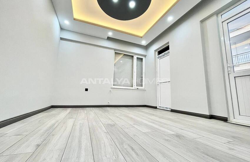 Antalya Muratpaşa'da Tadilatlı Ferah İç Mekanlı 3+1 Daire 18