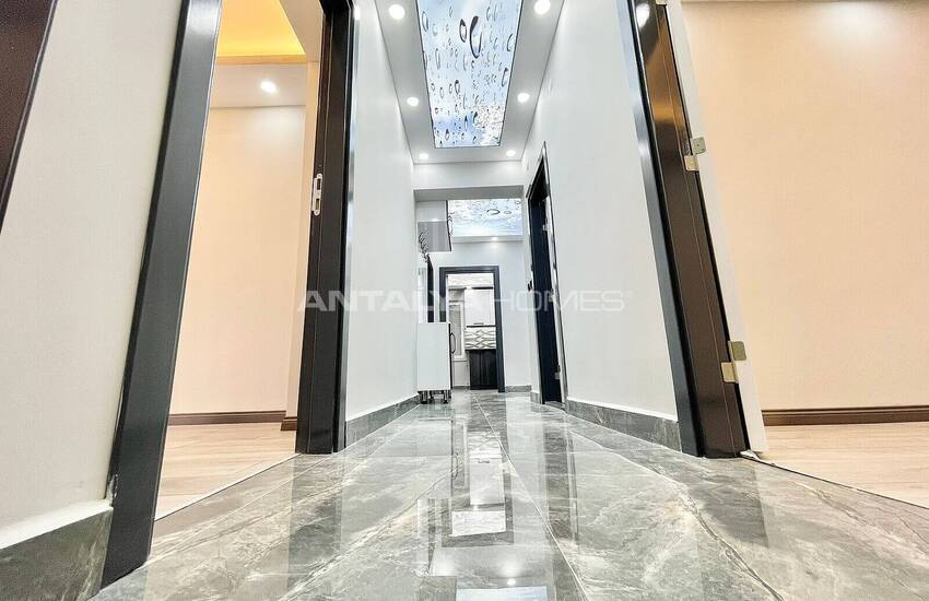 Antalya Muratpaşa'da Tadilatlı Ferah İç Mekanlı 3+1 Daire 19