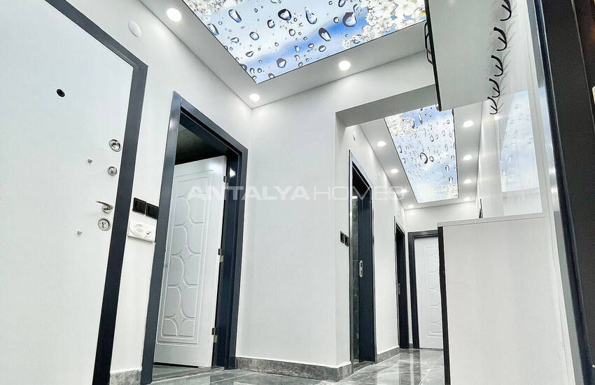 Antalya Muratpaşa'da Tadilatlı Ferah İç Mekanlı 3+1 Daire 22