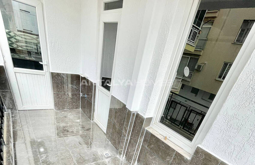 Antalya Muratpaşa'da Tadilatlı Ferah İç Mekanlı 3+1 Daire 28