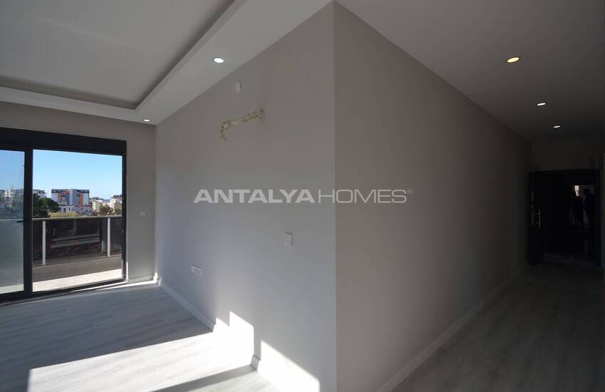 Property Within Walking Distance of the Avsallar Beach in Alanya 11