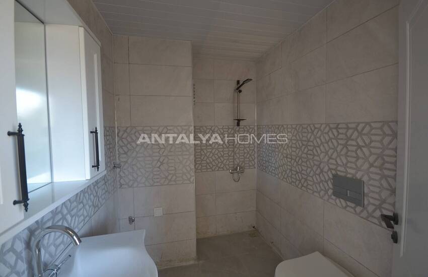Property Within Walking Distance of the Avsallar Beach in Alanya 29