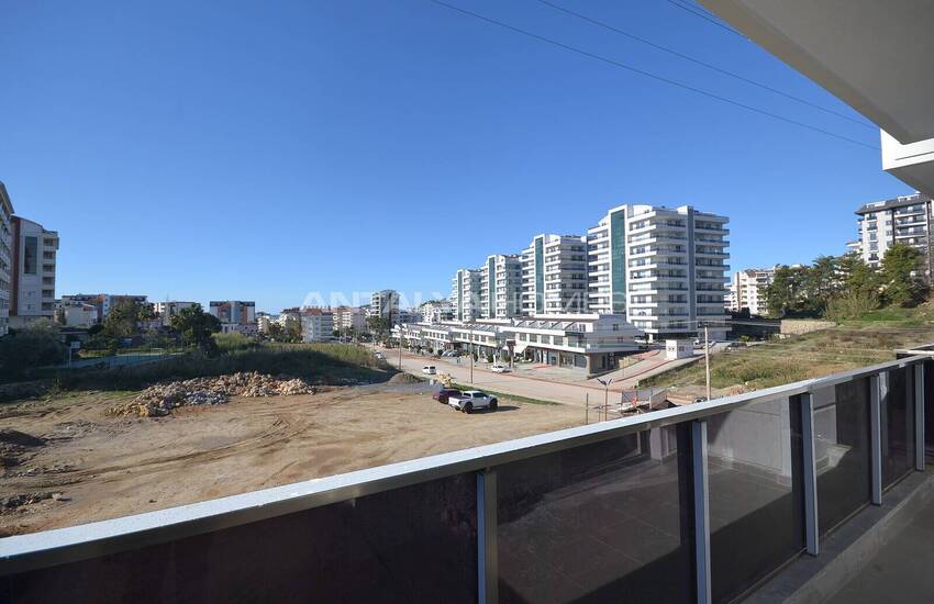 Property Within Walking Distance of the Avsallar Beach in Alanya 35