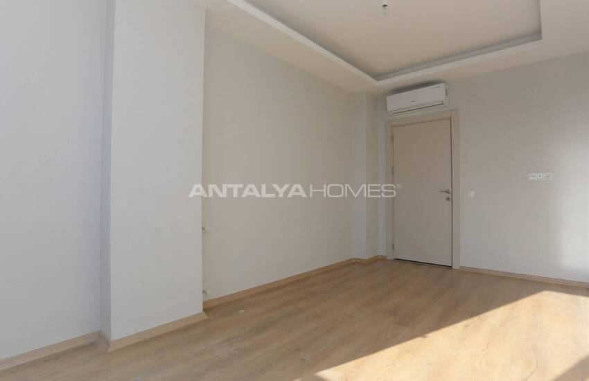 Modern New Flat in a Complex with Pool in Antalya Kepez 22