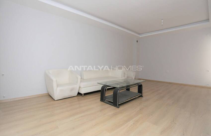 Modern New Flat in a Complex with Pool in Antalya Kepez 18
