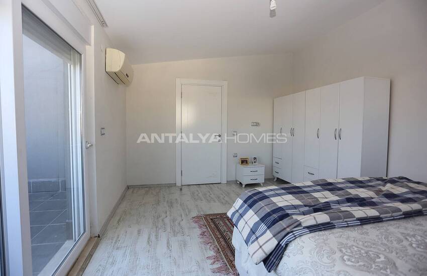 Spacious Apartment in a Secure Complex in Hurma Antalya 36