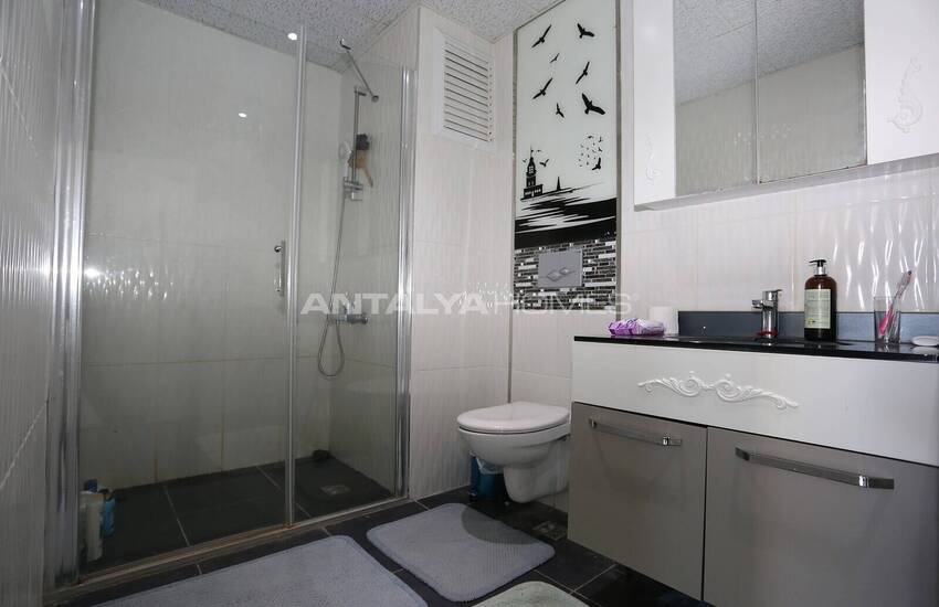 Spacious Apartment in a Secure Complex in Hurma Antalya 43