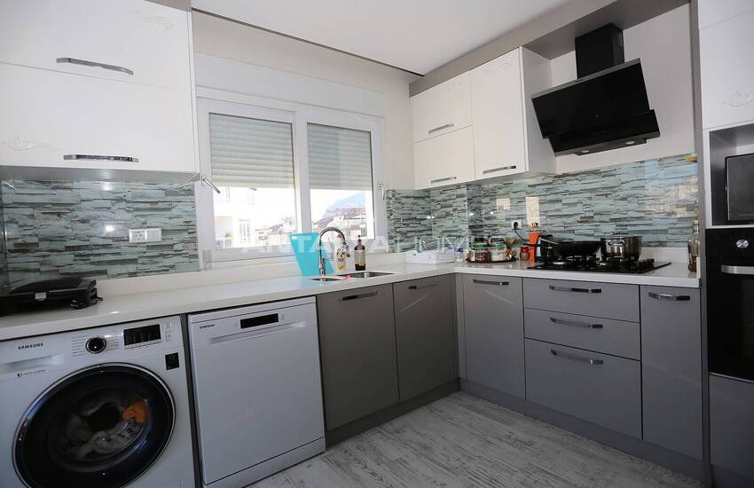Spacious Apartment in a Secure Complex in Hurma Antalya 24