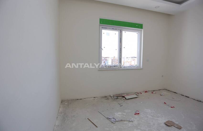 آپارتمان های مدرن در یک مجتمع با استخر نزدیک به تراموا در کپز 11