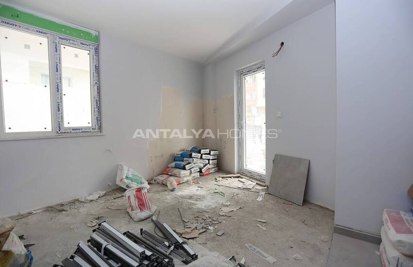Apartment in Project with Indoor Car Park in Antalya Muratpasa 9