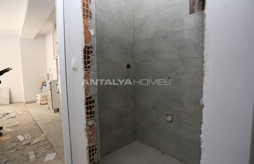 Apartment in Project with Indoor Car Park in Antalya Muratpasa 12