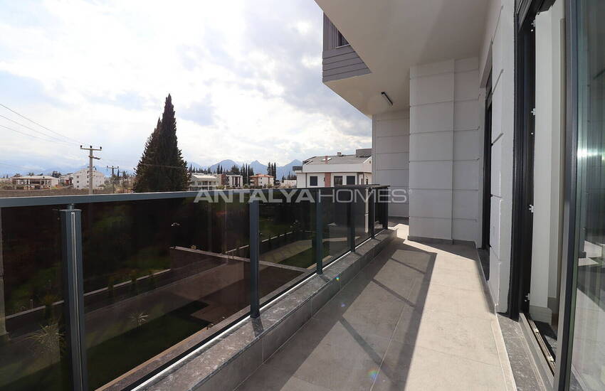 Half Vrijstaande Huizen Met Zwembaden En Liften In Dosemealti Antalya 29