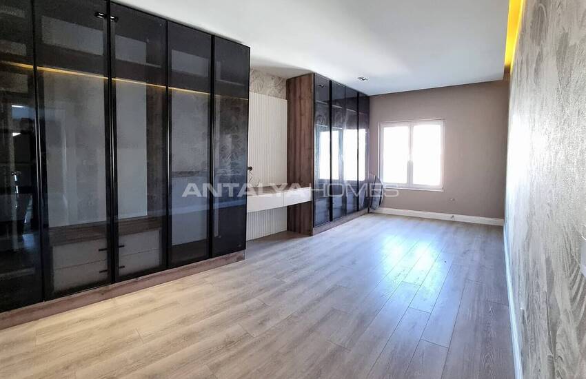 Duplex Flat in Central Location Close to Sea in Antalya Guzeloba 14