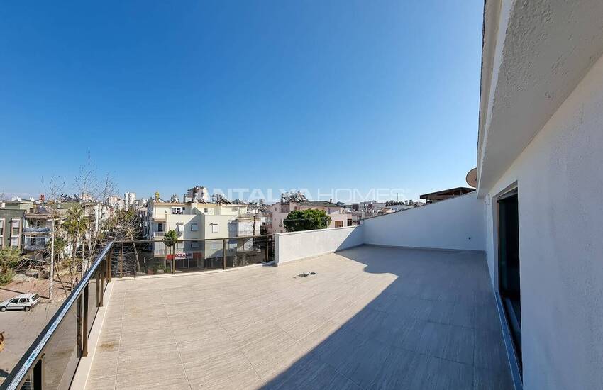 Duplex Flat in Central Location Close to Sea in Antalya Guzeloba 19