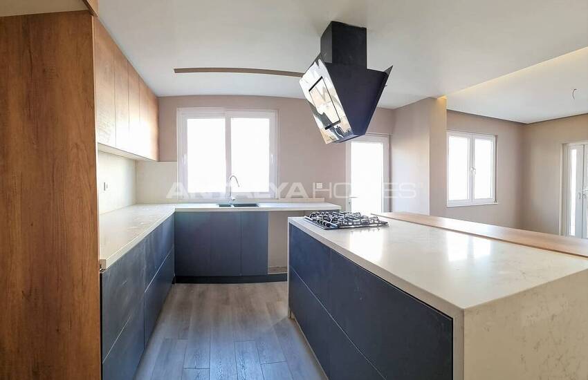 Duplex Flat in Central Location Close to Sea in Antalya Guzeloba 7
