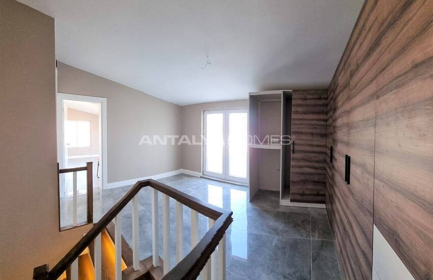 Duplex Flat in Central Location Close to Sea in Antalya Guzeloba 8