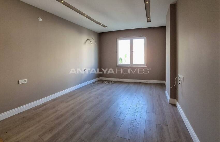 Duplex Flat in Central Location Close to Sea in Antalya Guzeloba 11