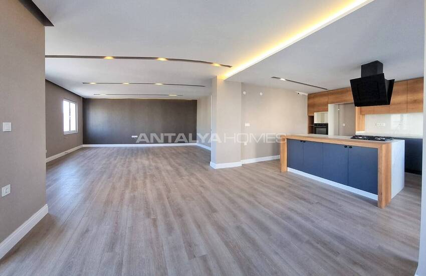 Duplex Flat in Central Location Close to Sea in Antalya Guzeloba 3