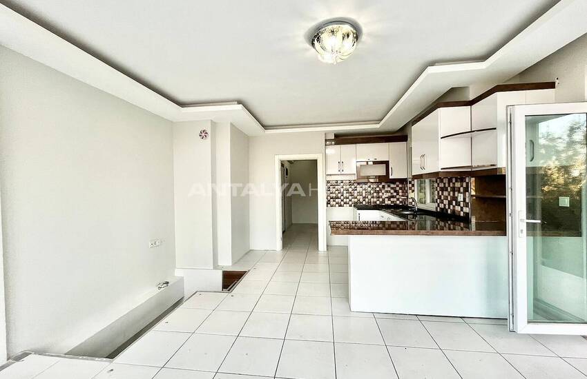 Muratpaşa'da Ana Yola Yakın Konumda Bakımlı 1+1 Daire 6