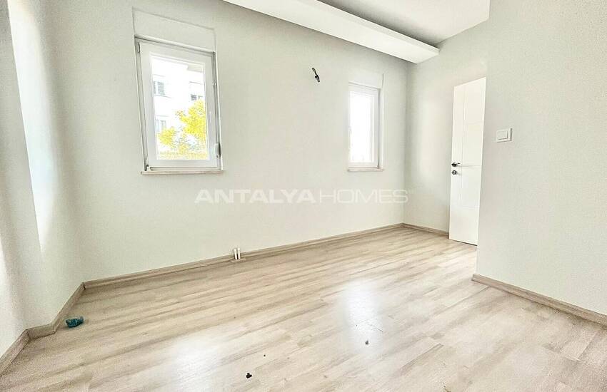 Muratpaşa'da Ana Yola Yakın Konumda Bakımlı 1+1 Daire 12