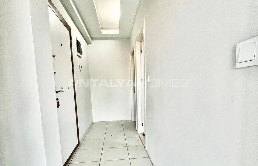 Muratpaşa'da Ana Yola Yakın Konumda Bakımlı 1+1 Daire 14