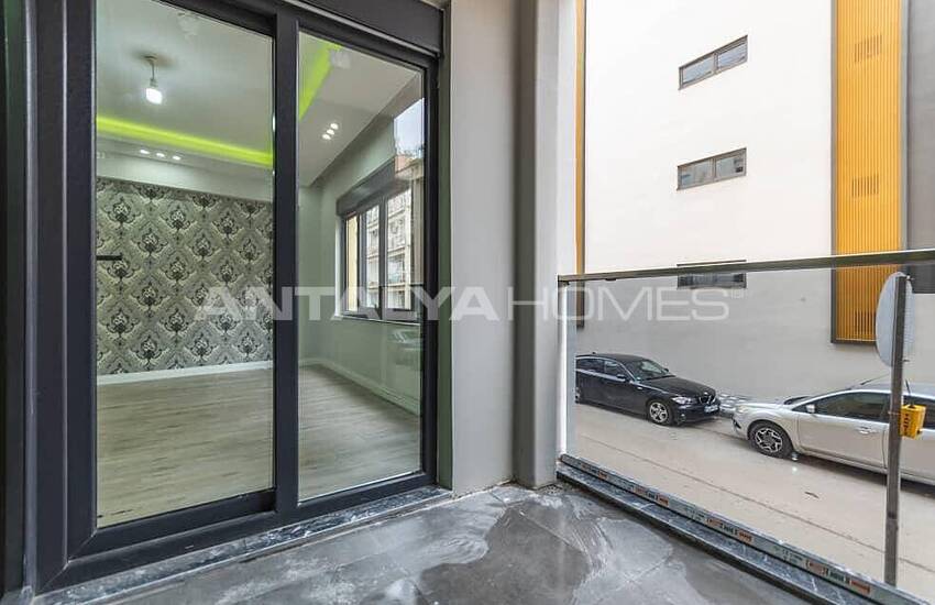 Spacious Newly Renovated Flat in the Heart of the City in Antalya 17