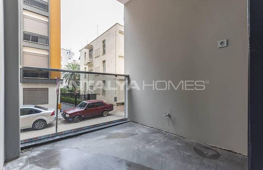 Spacious Newly Renovated Flat in the Heart of the City in Antalya 23