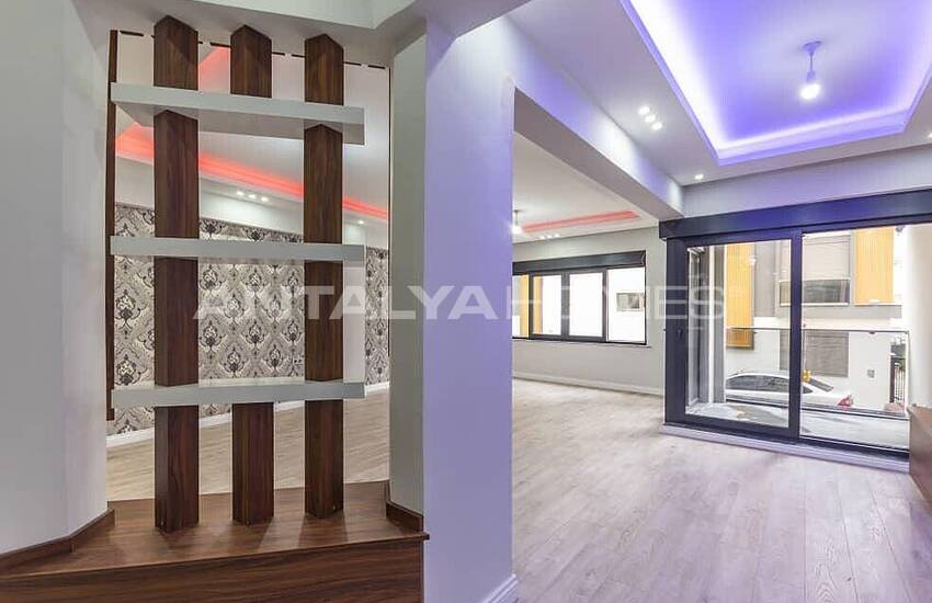 Spacious Newly Renovated Flat in the Heart of the City in Antalya 6