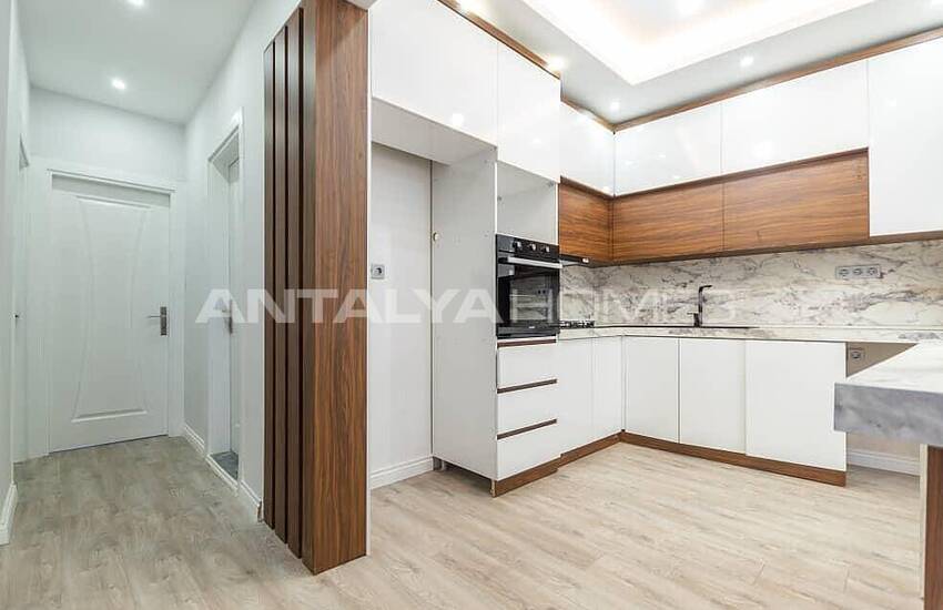 Spacious Newly Renovated Flat in the Heart of the City in Antalya 11