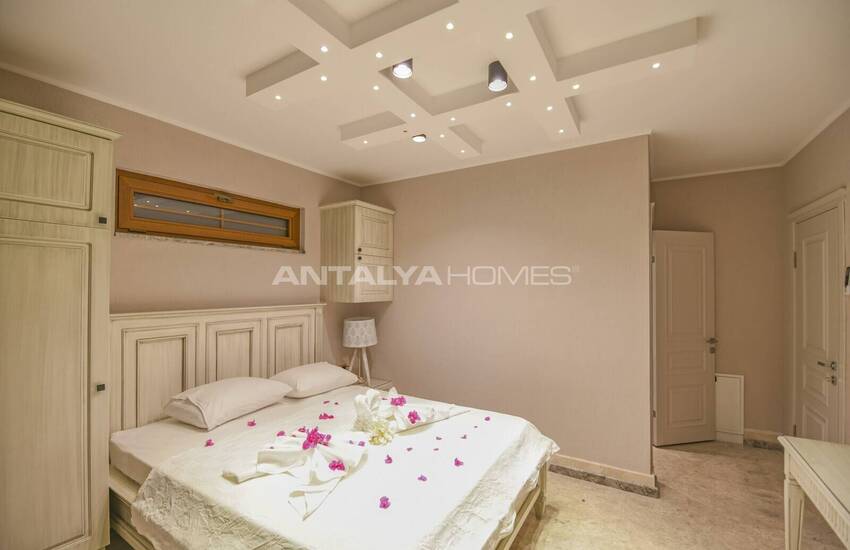 2+1 Isolerad Villa Med Utrustad Inredning På 1876 M² Mark I Kas Kalkan 27