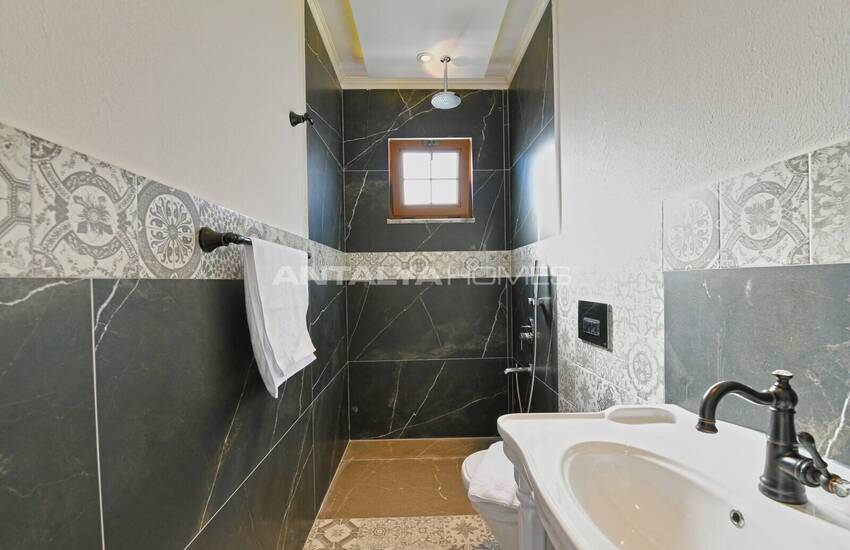 2+1 Isolerad Villa Med Utrustad Inredning På 1876 M² Mark I Kas Kalkan 33
