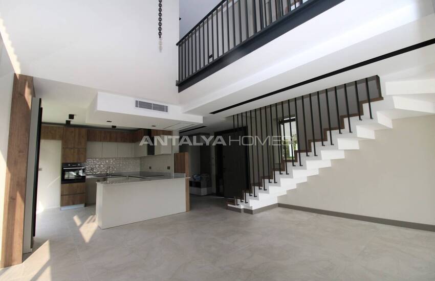 Aksu Kemerağzı'nda Deniz Manzaralı Lüks Müstakil Villa 15