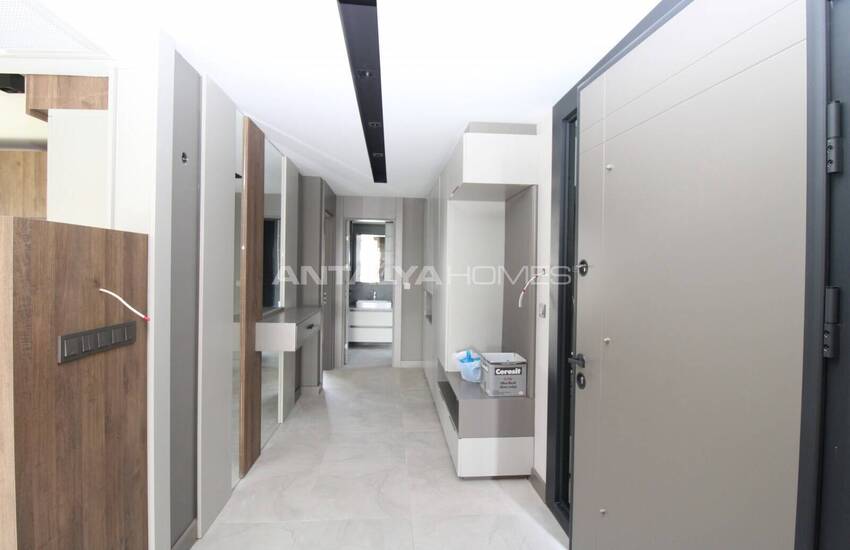 Aksu Kemerağzı'nda Deniz Manzaralı Lüks Müstakil Villa 27