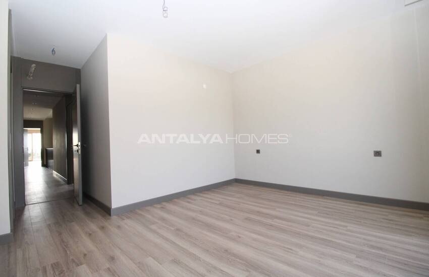 Aksu Kemerağzı'nda Deniz Manzaralı Lüks Müstakil Villa 23