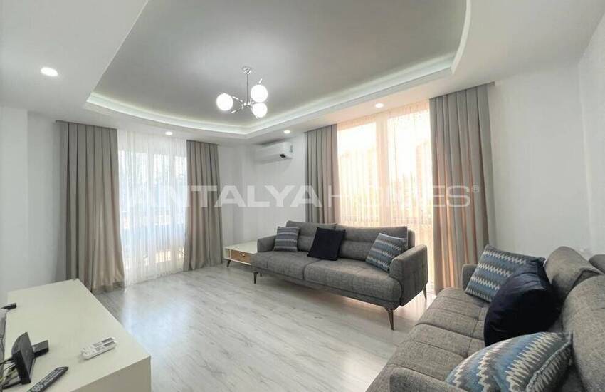 Antalya Kepez'de Havuzlu Sitede Satılık Arakat Daire 8