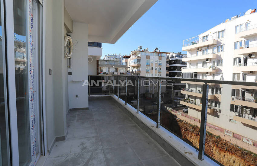 3-bedroom Apartments Close to the Sea in Antalya Muratpasa 13