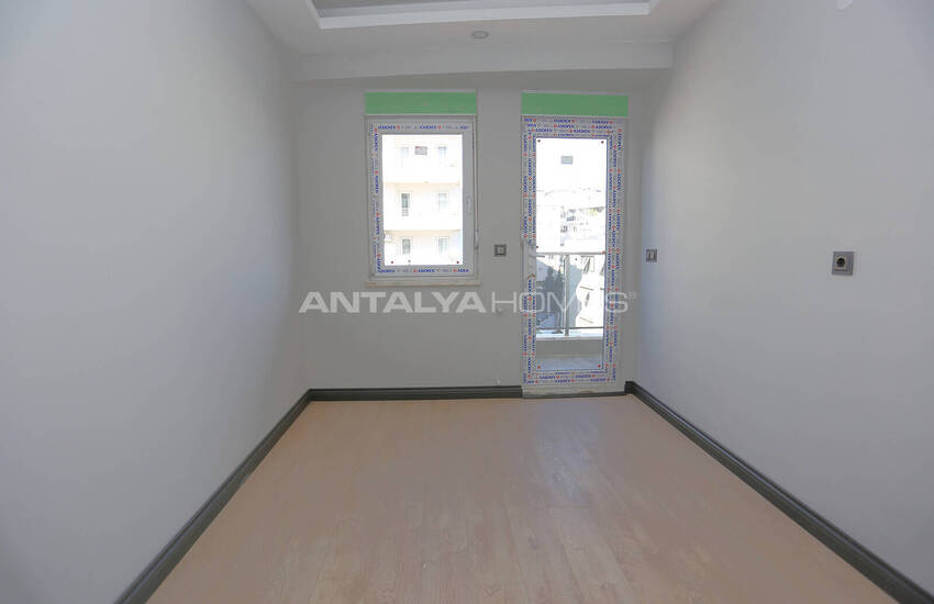 3-bedroom Apartments Close to the Sea in Antalya Muratpasa 10