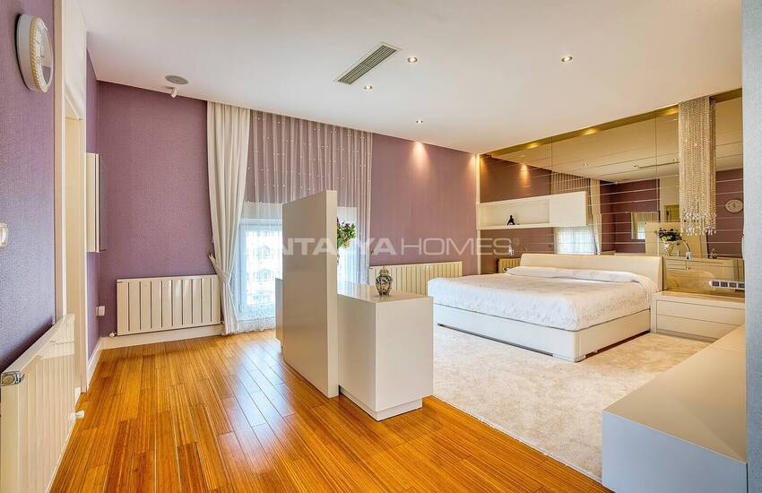 Antalya Lara'da Deniz ve Dağ Manzaralı Eşyalı Lüks Daire 22