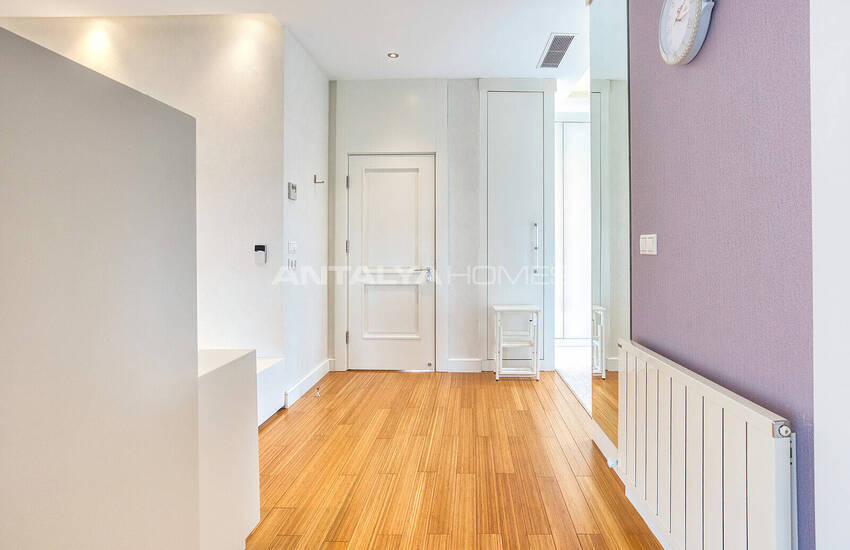 Antalya Lara'da Deniz ve Dağ Manzaralı Eşyalı Lüks Daire 29